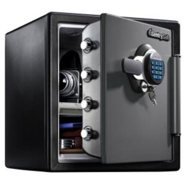 Sentrysafe Digital Fire/Water Proof Safe + Light Sfw123Gtc